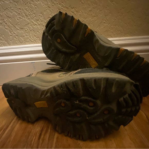 ⛰️Youth Denali Hiking Boots - Brown and Black - Picture 7 of 9